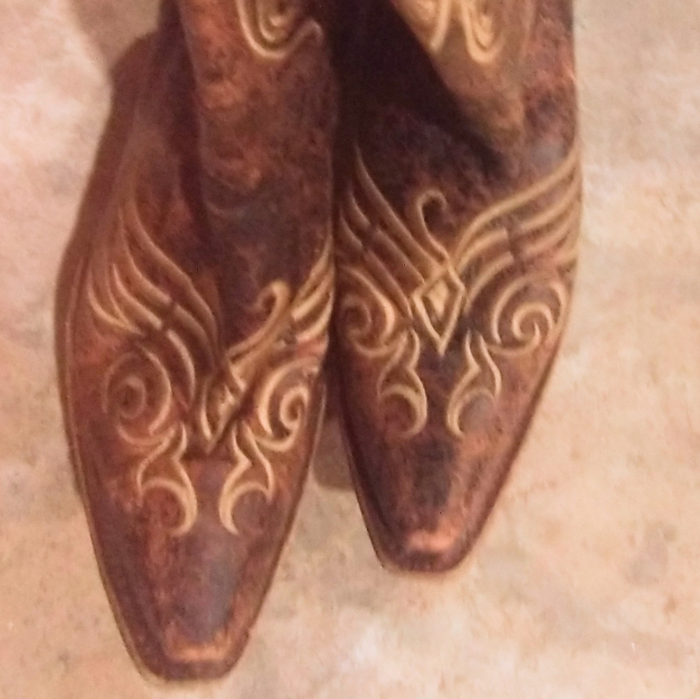 Womens circle G handmade boots